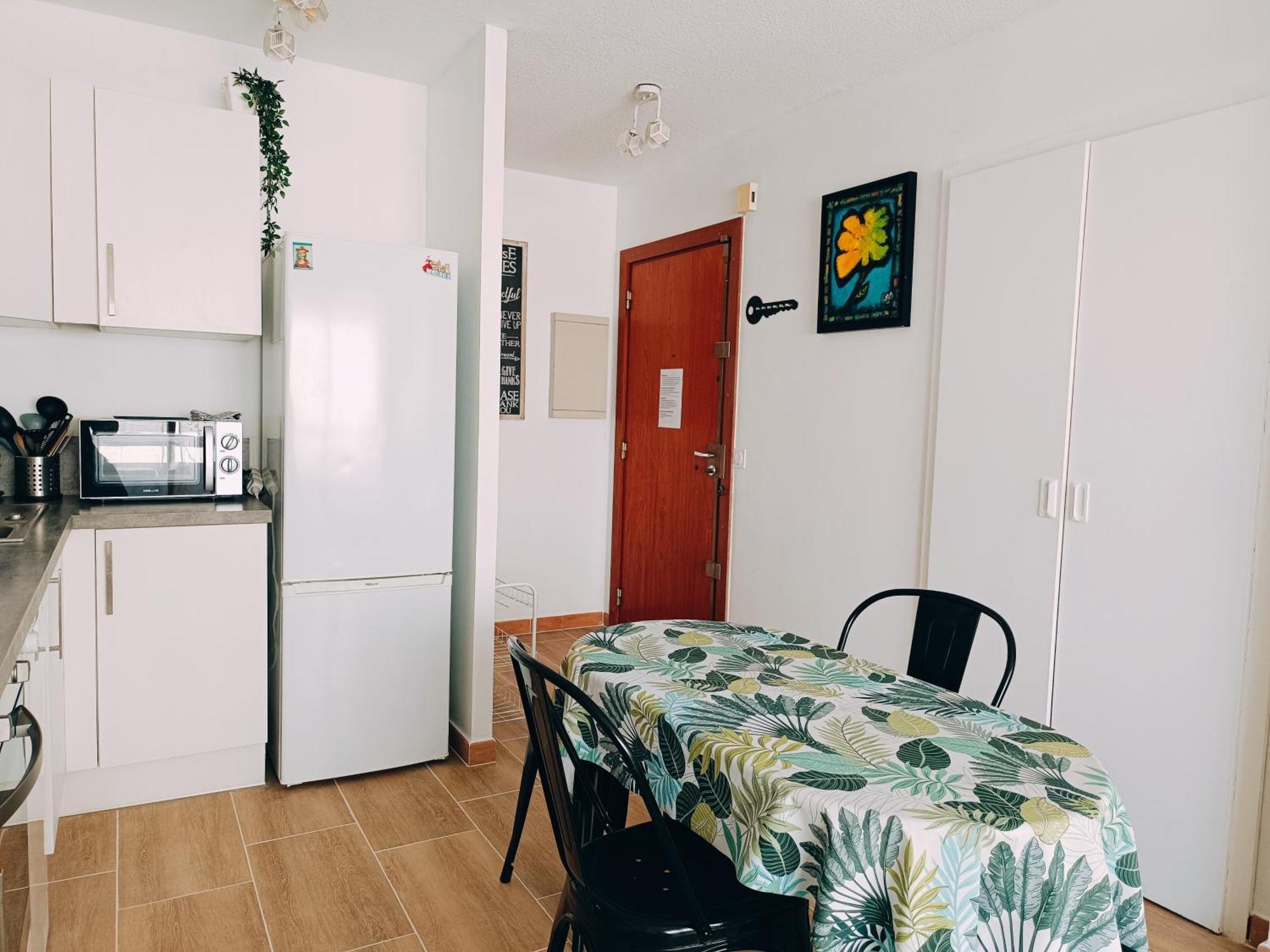 2 Pieces Climatise Avec Balcon Dans Le Vieil Antibes, Residence Avec Ascenseur מראה חיצוני תמונה
