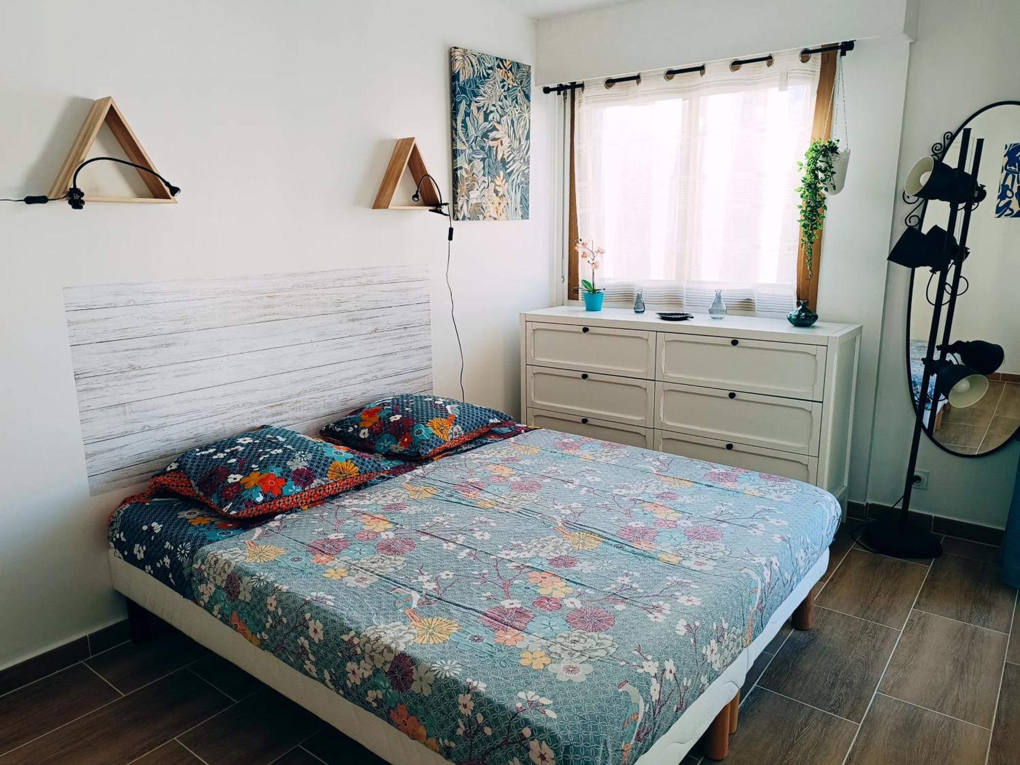 2 Pieces Climatise Avec Balcon Dans Le Vieil Antibes, Residence Avec Ascenseur מראה חיצוני תמונה
